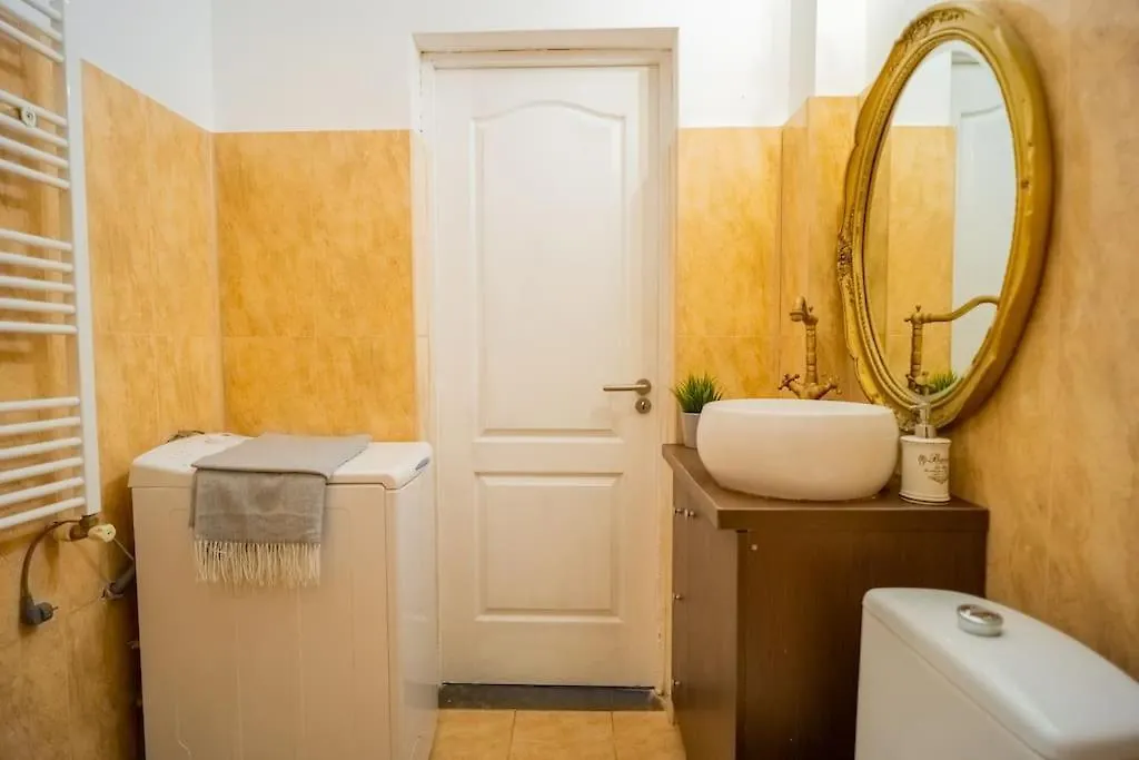 Stylishly Restored 1Br With Victorian Influence Bucharest