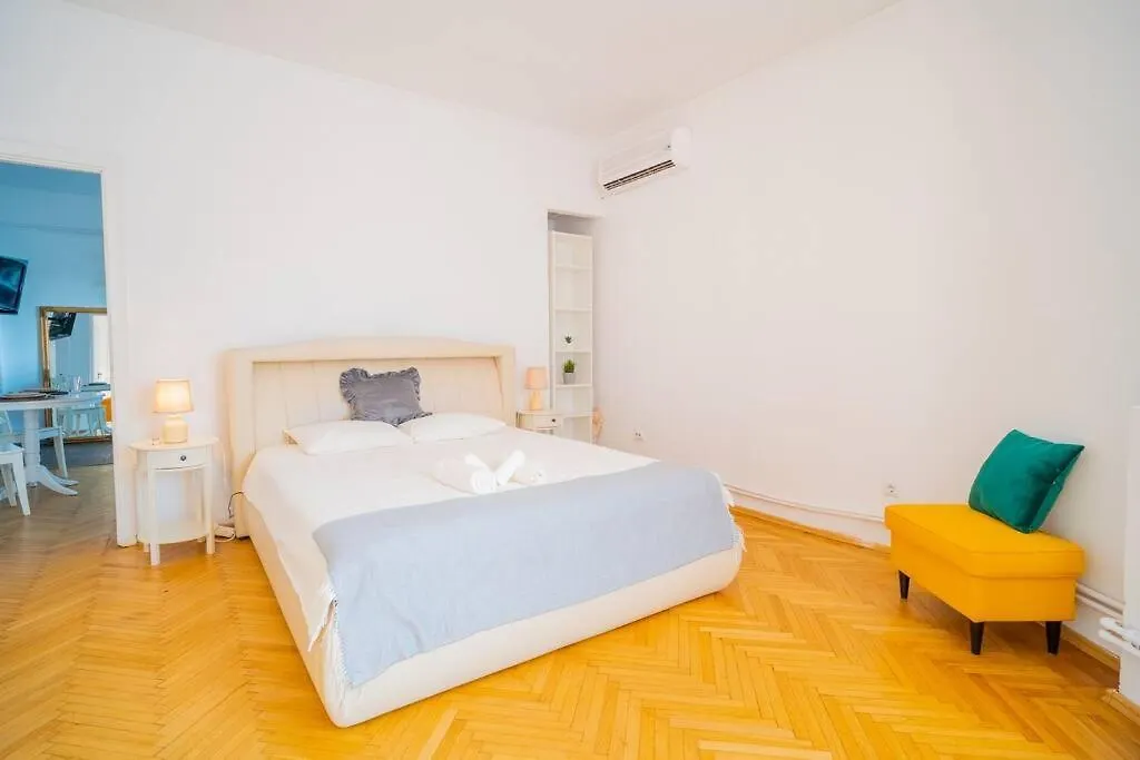 Stylishly Restored 1Br With Victorian Influence location